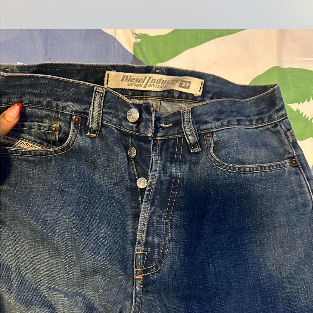 Diesel Blue Relaxed Jeans with Timeless Style